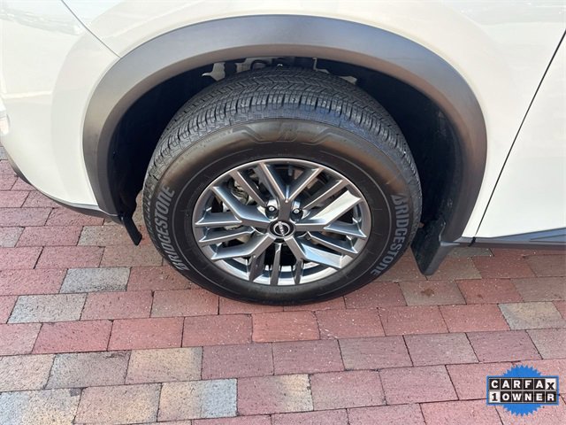 Used 2025 Nissan Rogue S image 10