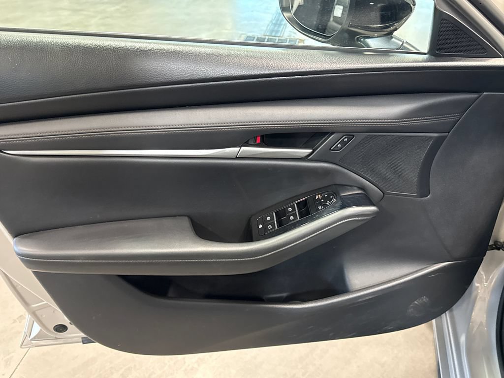 Certified 2025 MAZDA MAZDA3 s Sport FWD image 7