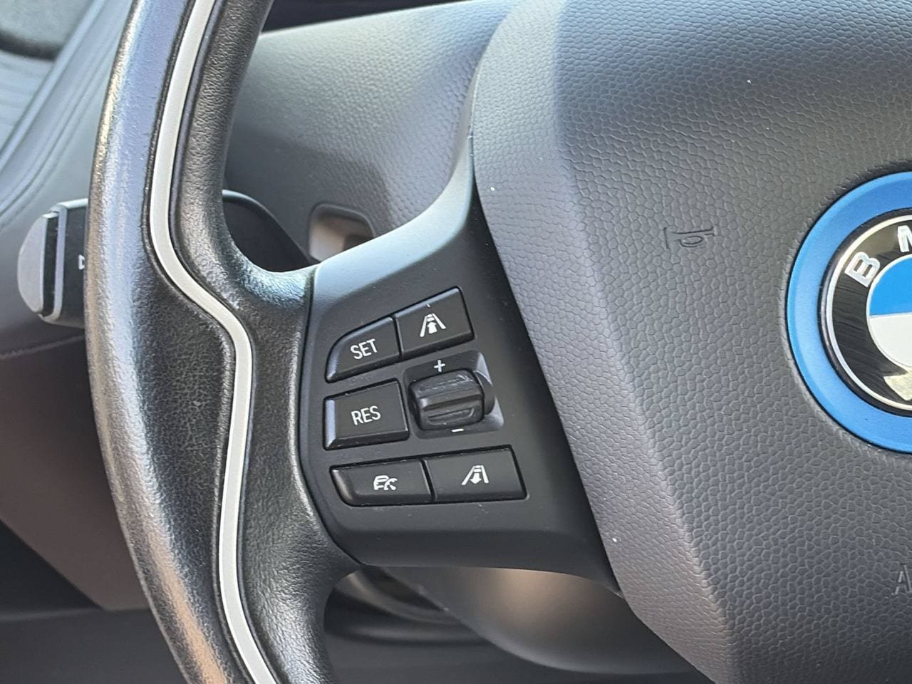 Used 2017 BMW i3 w/ Range Extender RWD image 22
