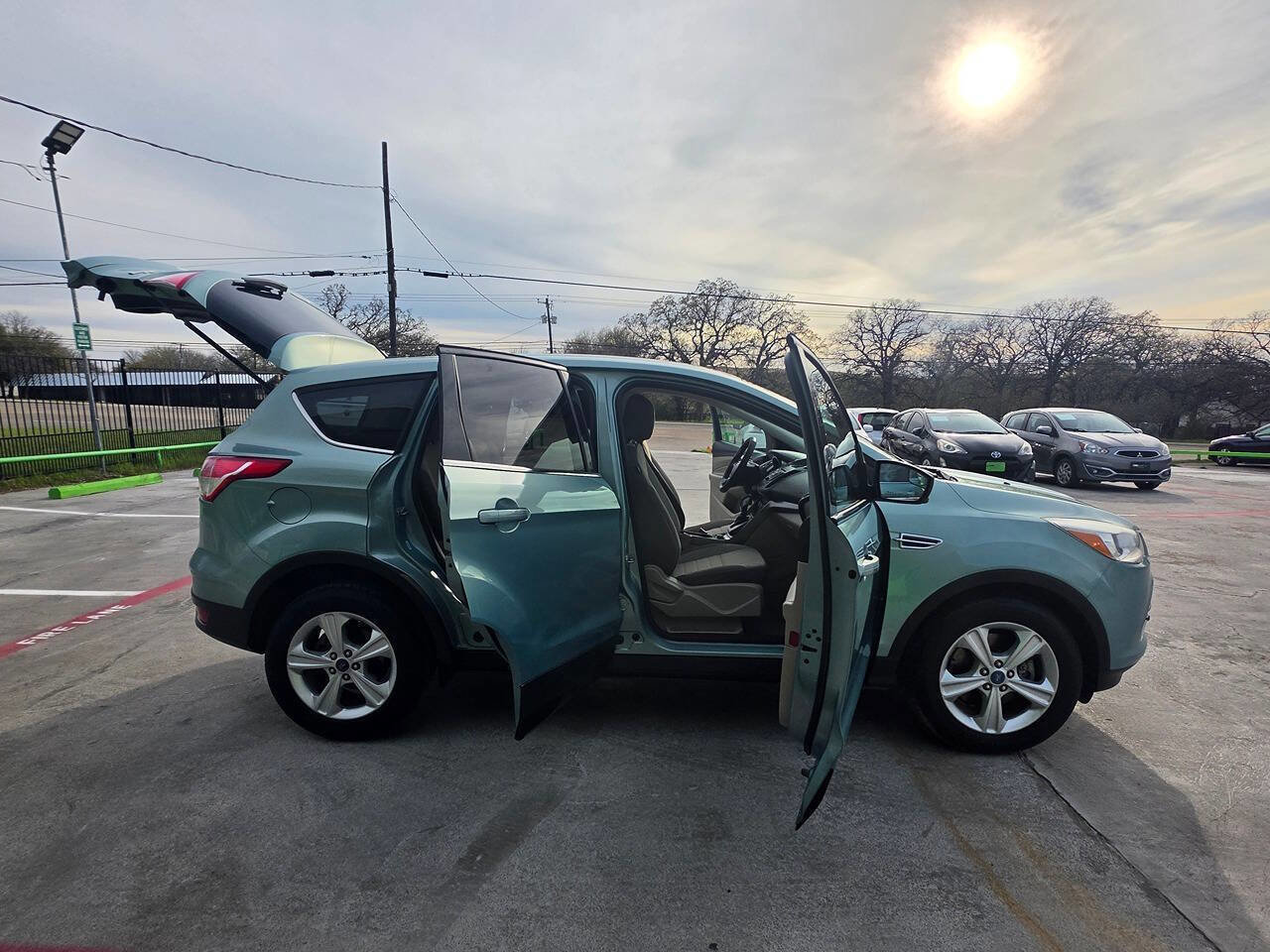Used 2013 Ford Escape SE image 34