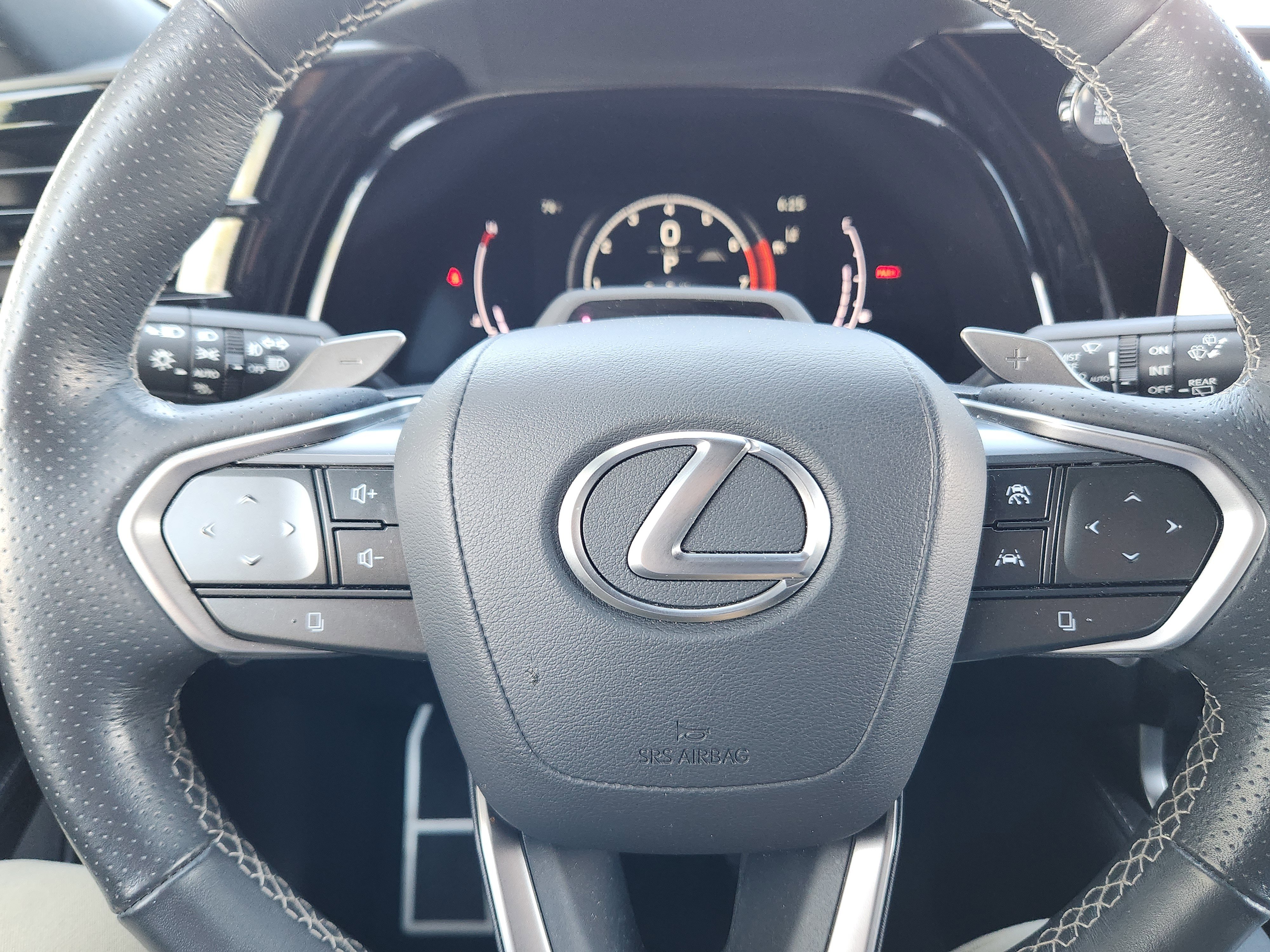 Used 2023 Lexus RX 350 F Sport w/ Cold Area Package AWD/4WD image 7