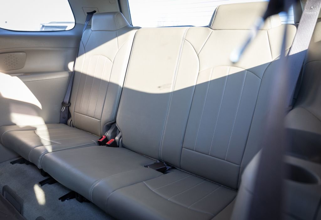 Used 2016 GMC Acadia Denali image 28