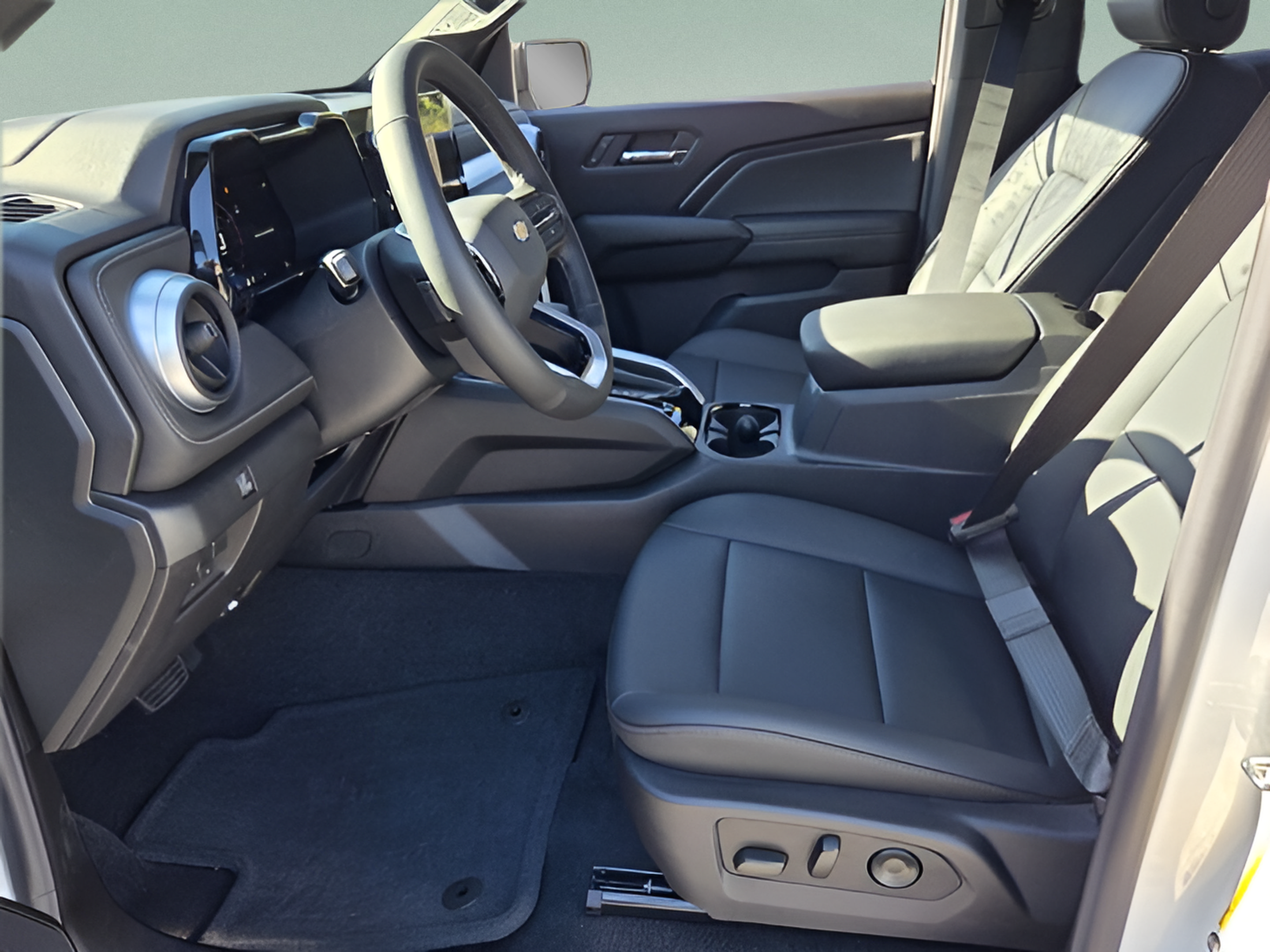 New 2026 Chevrolet Colorado LT w/ LT Convenience Package AWD/4WD image 9