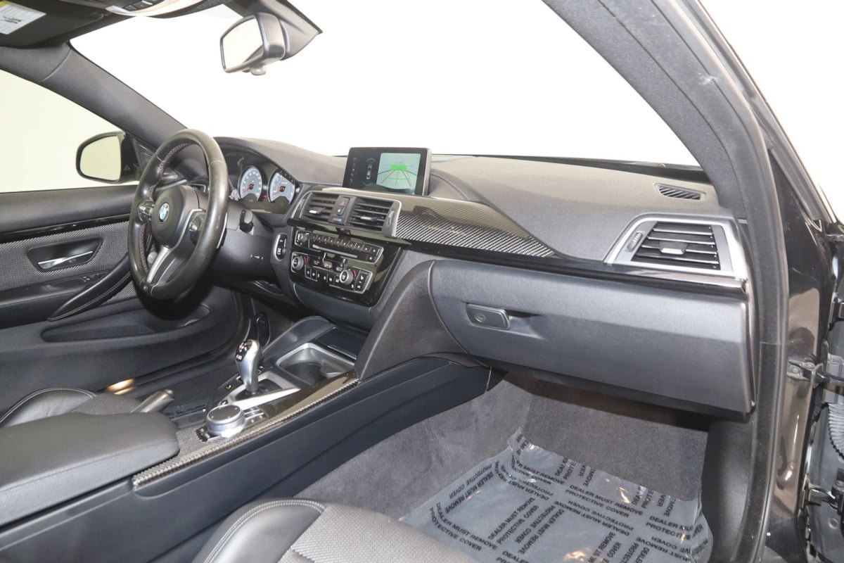 Used 2018 BMW M4 Coupe RWD image 51