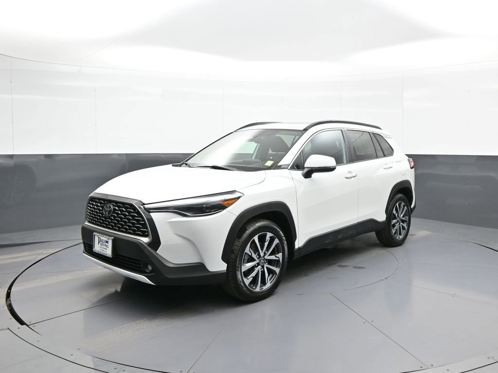 Certified 2023 Toyota Corolla Cross XLE w/ Convenience Package AWD/4WD image 1