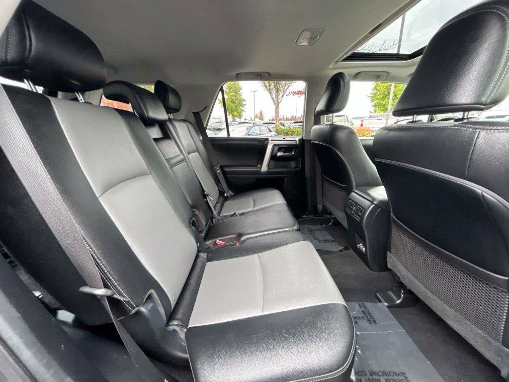 Used 2021 Toyota 4Runner SR5 Premium w/ Moonroof Package AWD/4WD image 16
