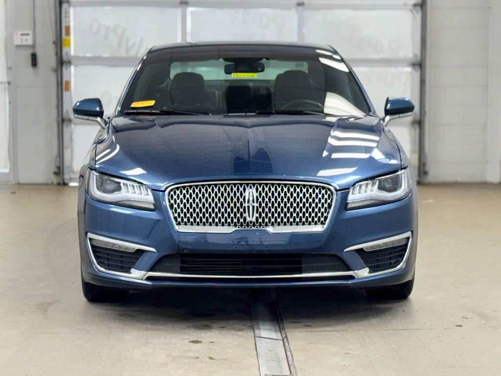Used 2019 Lincoln MKZ Premiere image 2