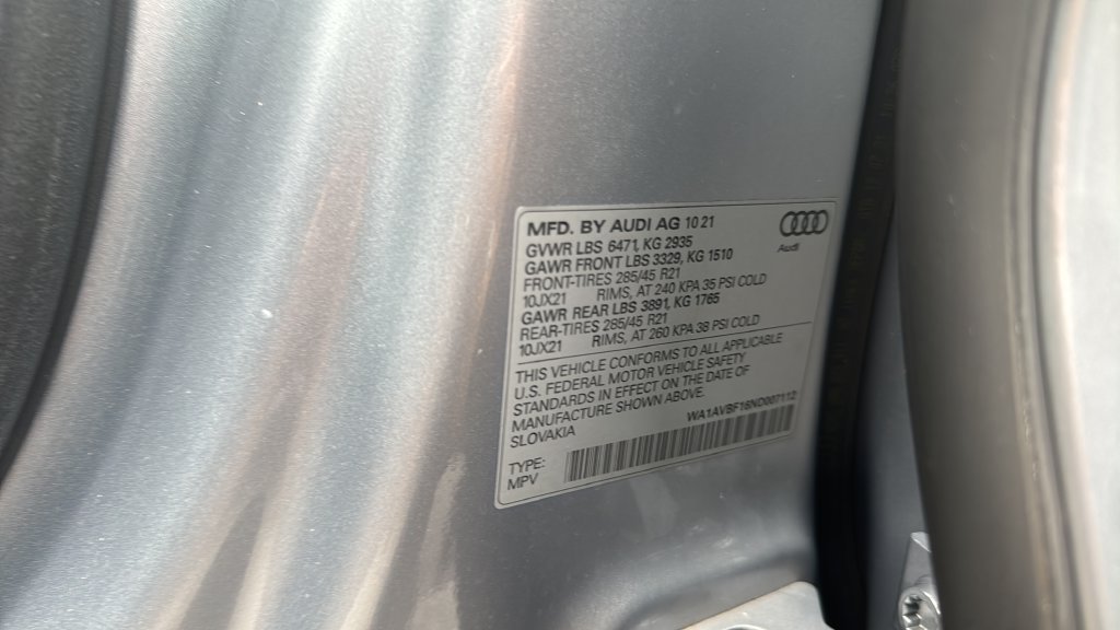 Used 2022 Audi Q8 Premium w/ Convenience Package AWD/4WD image 34