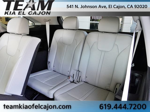 Certified 2025 Kia Sorento S w/ Panoramic Sunroof Package FWD image 21
