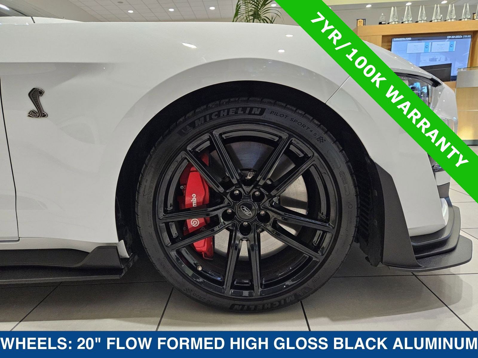 Certified 2022 Ford Mustang Shelby GT500 w/ Technology Package image 11