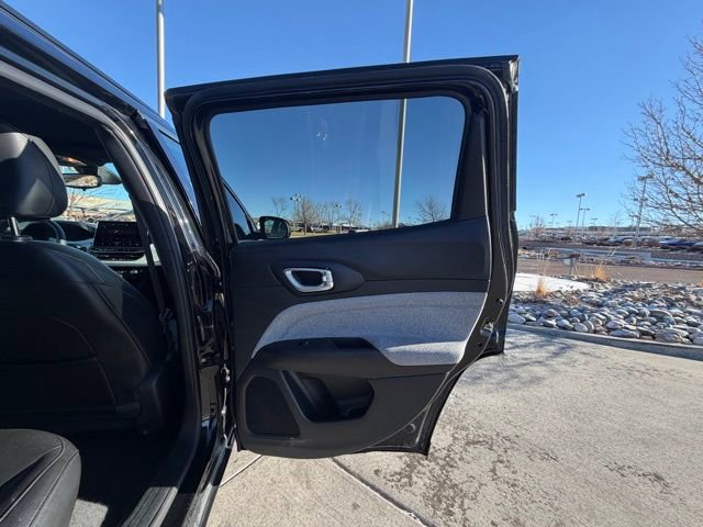 Used 2024 Jeep Compass Latitude image 26