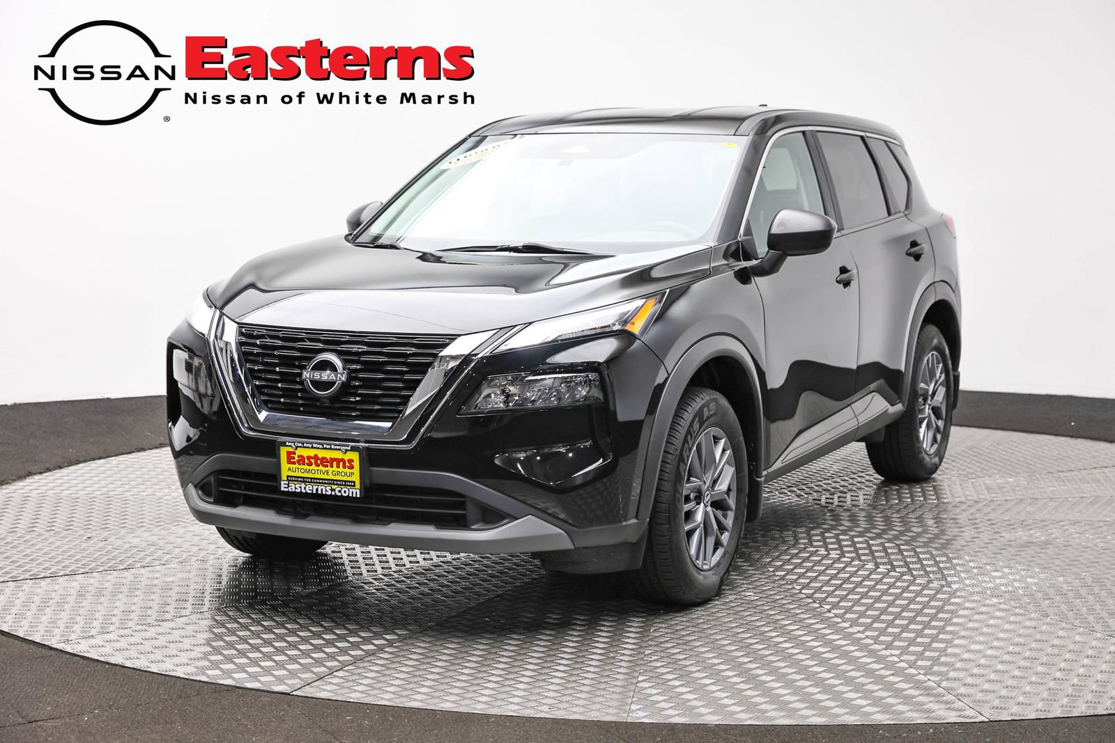 Used 2023 Nissan Rogue S AWD/4WD image 1