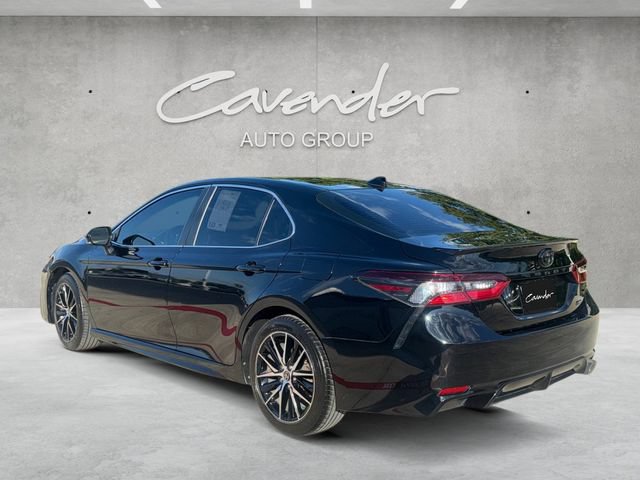 Used 2022 Toyota Camry SE FWD image 15