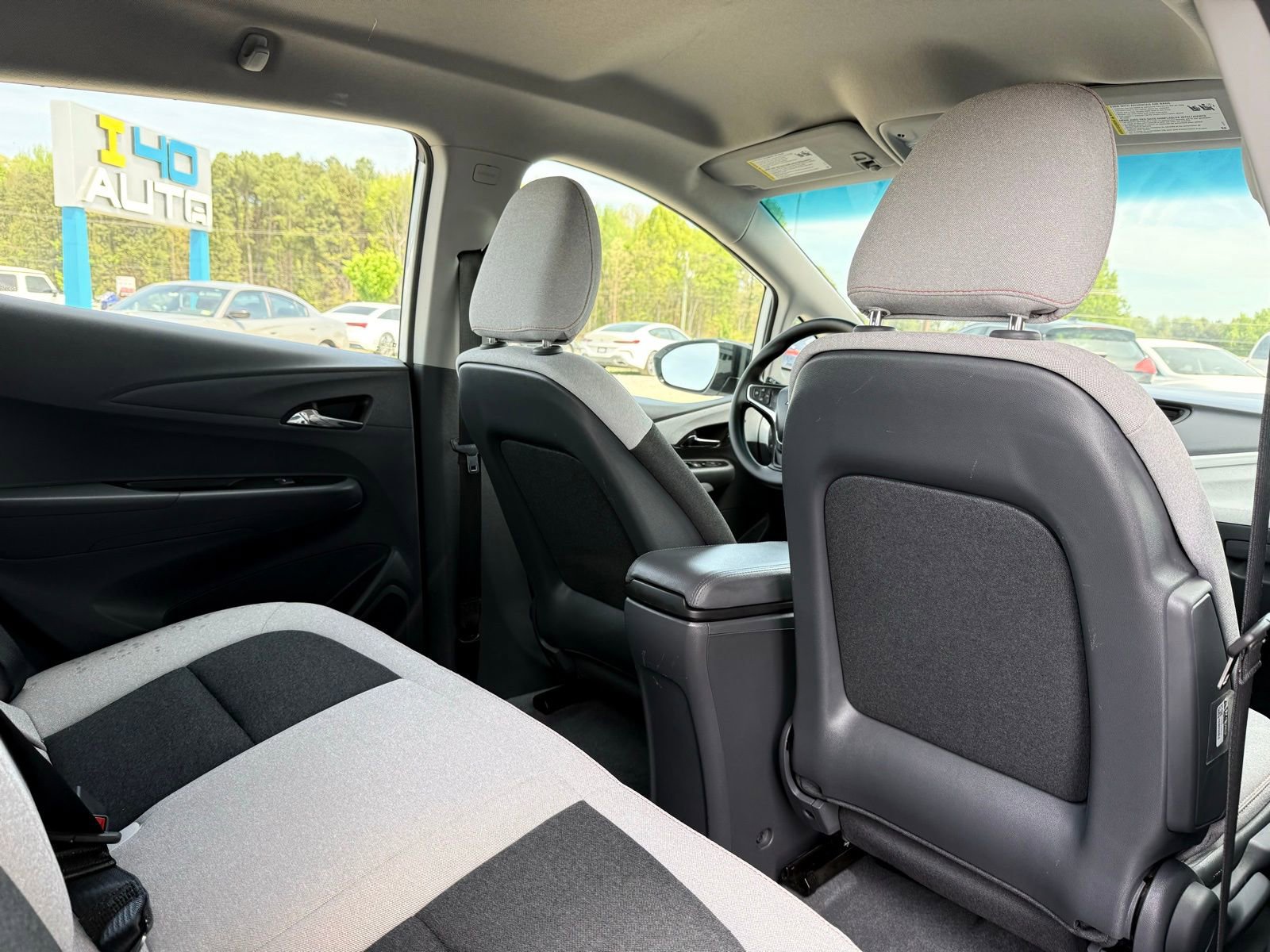 Used 2018 Chevrolet Bolt LT FWD image 19