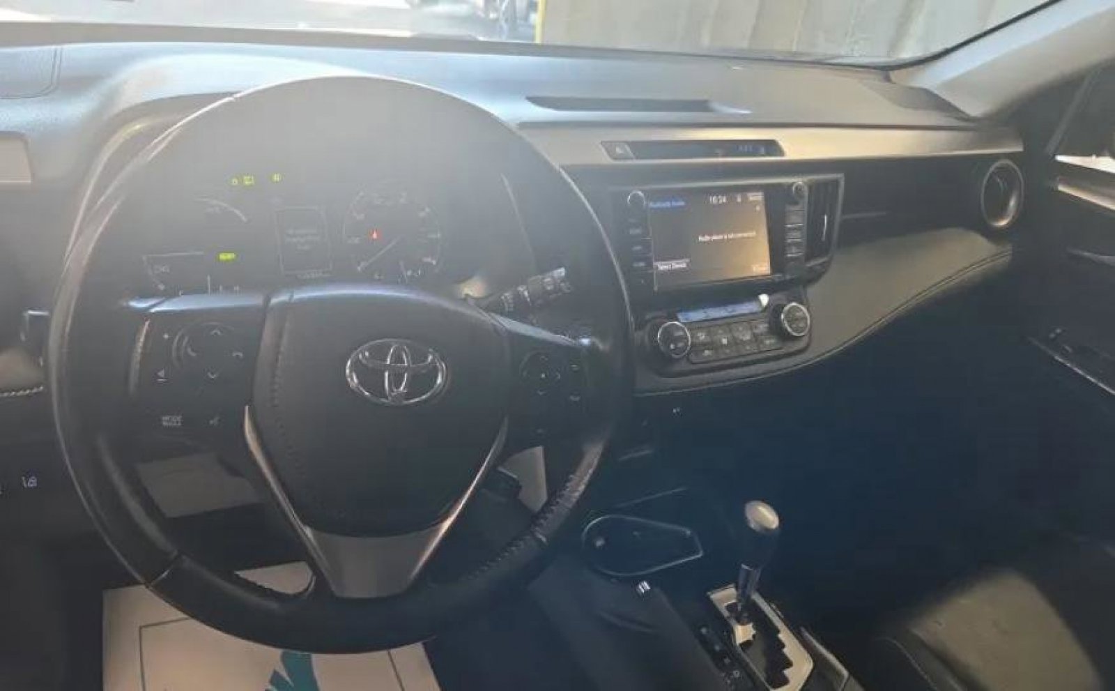 Used 2017 Toyota RAV4 Limited AWD/4WD image 9