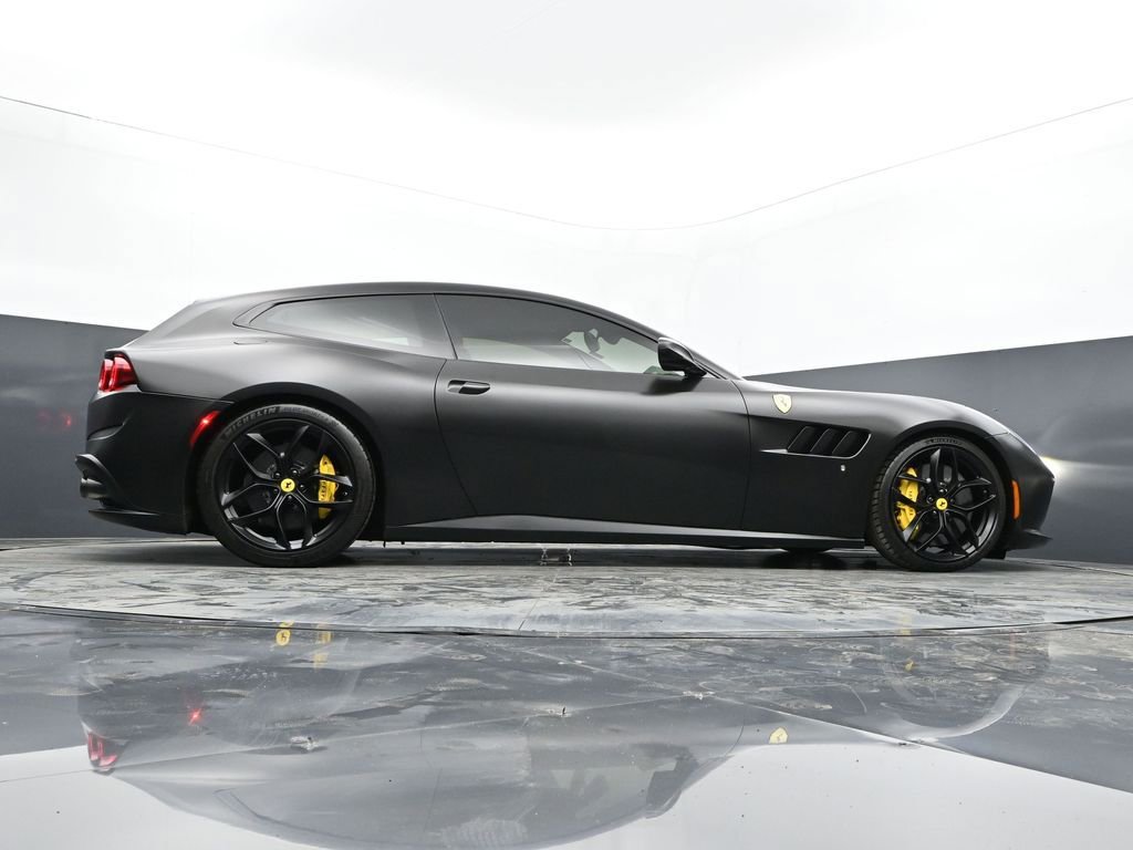 Used 2018 Ferrari GTC4Lusso T RWD image 68