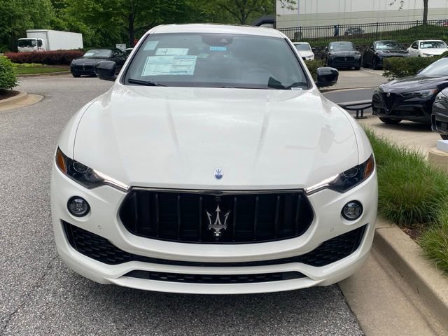 Used 2024 Maserati Levante GT Ultima image 8