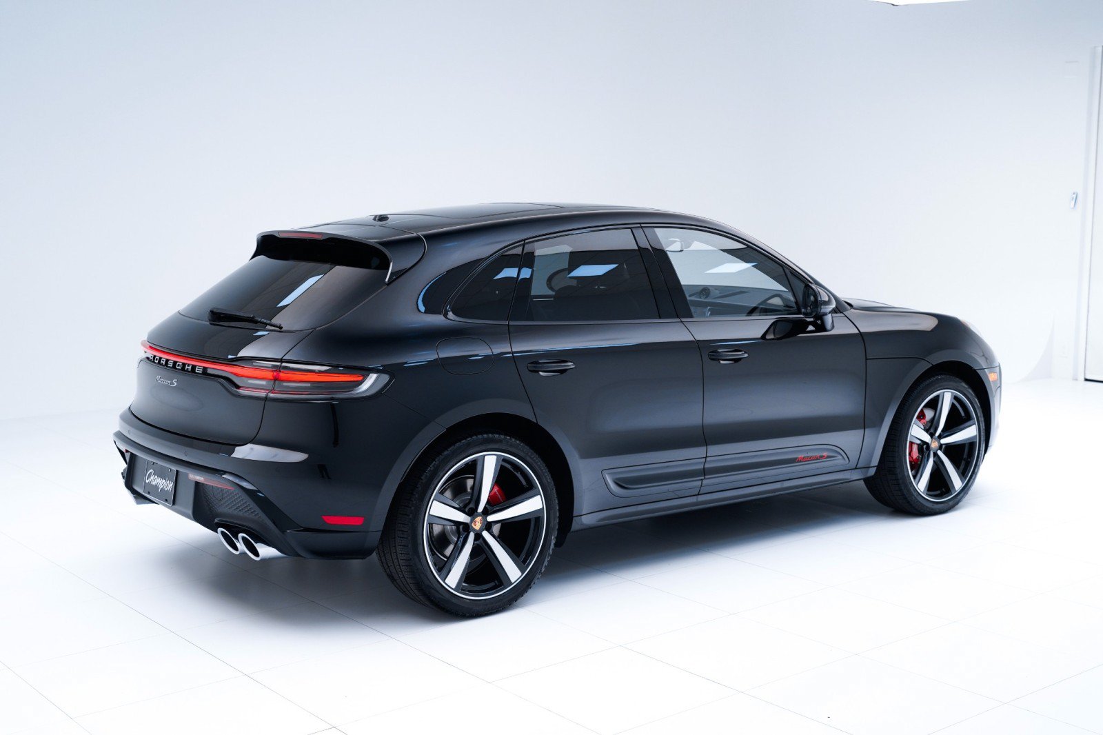 New 2026 Porsche Macan S AWD/4WD image 9