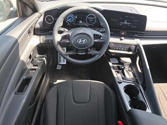 New 2026 Hyundai Elantra SEL FWD video 3