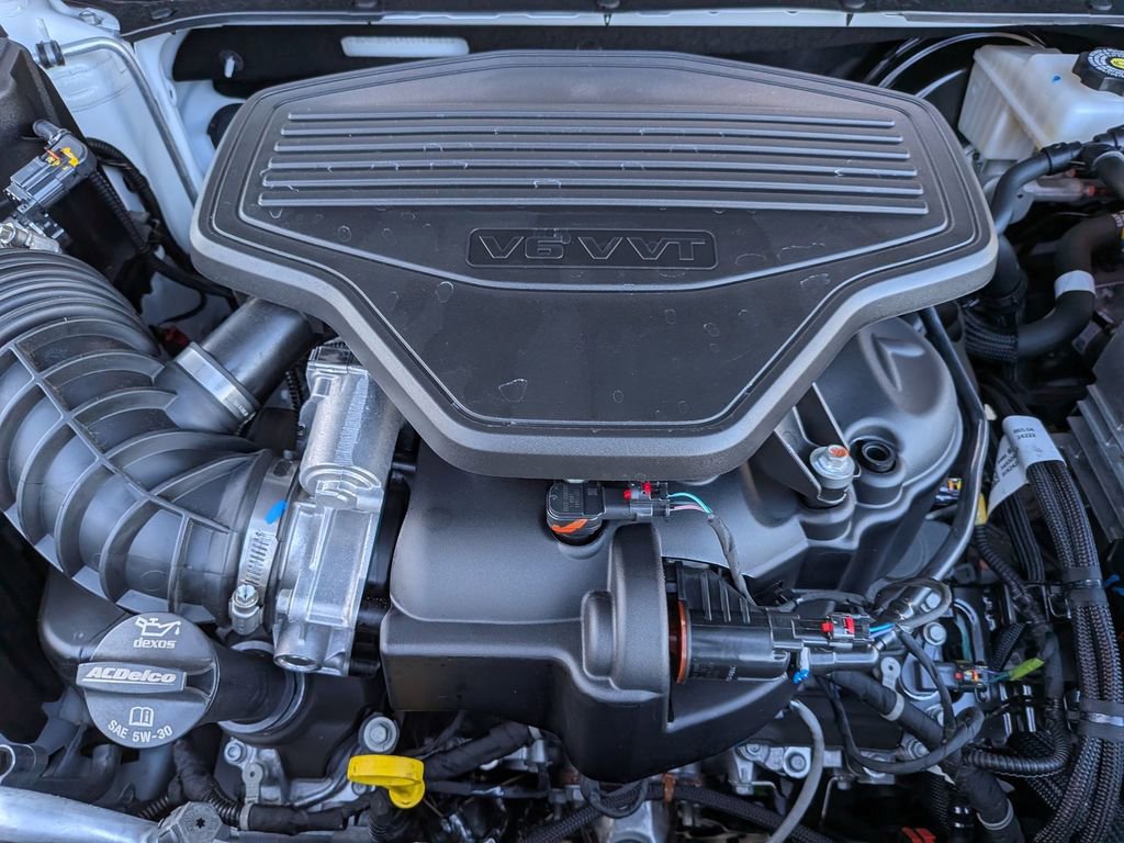 Used 2025 Chevrolet Blazer LT w/ Sound & Technology Package image 34