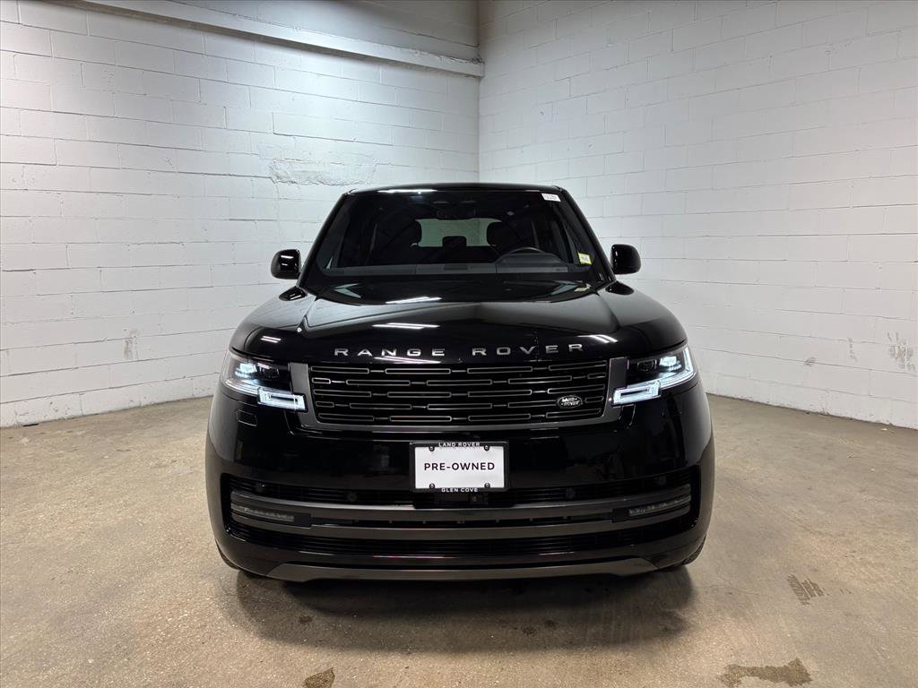 Used 2023 Land Rover Range Rover SE image 3