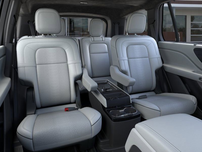 New 2026 Lincoln Aviator Black Label AWD/4WD image 11