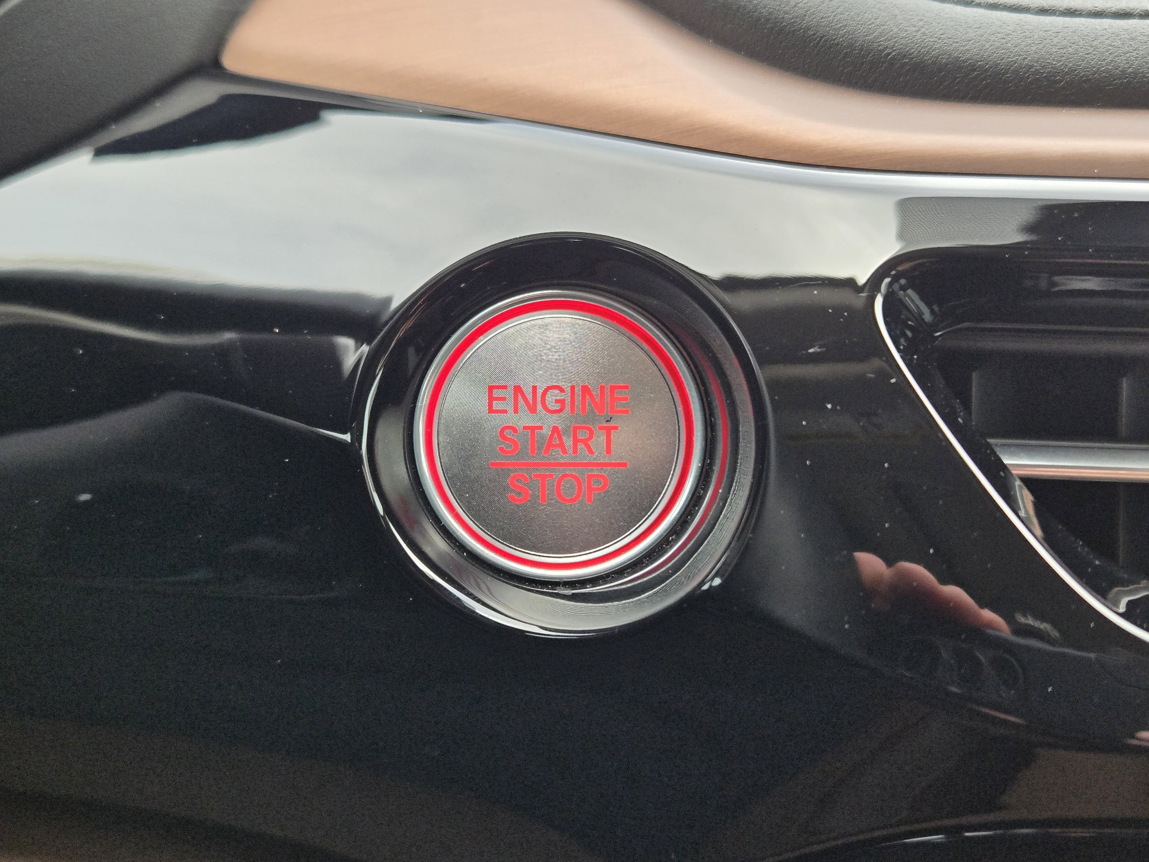 Certified 2024 Acura MDX FWD w/ Technology Package image 21