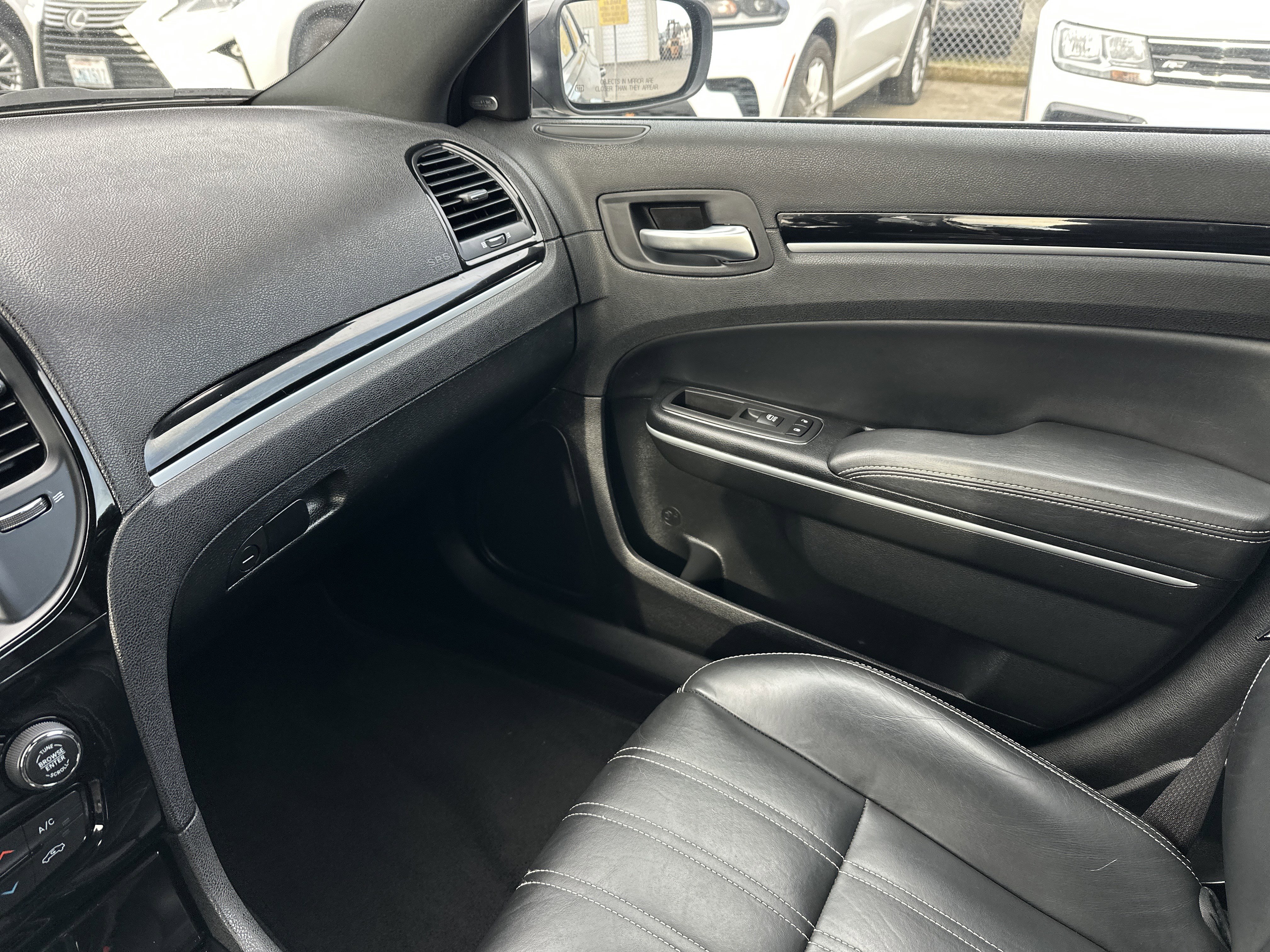 Used 2023 Chrysler 300 S RWD image 23