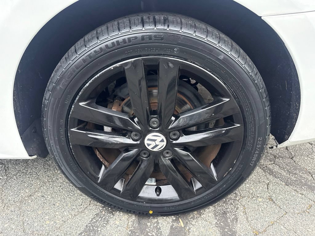 Used 2018 Volkswagen Jetta Sport FWD image 14