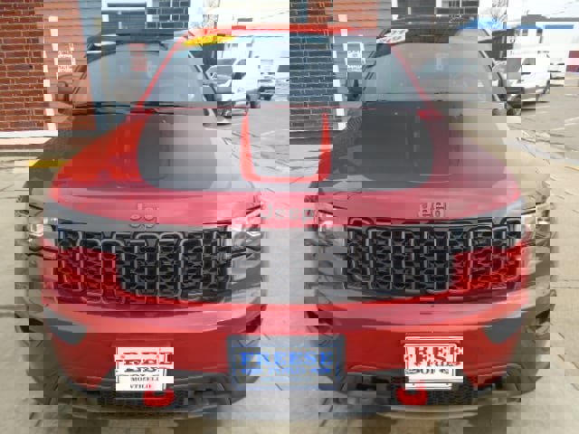 Used 2019 Jeep Grand Cherokee Trailhawk image 14