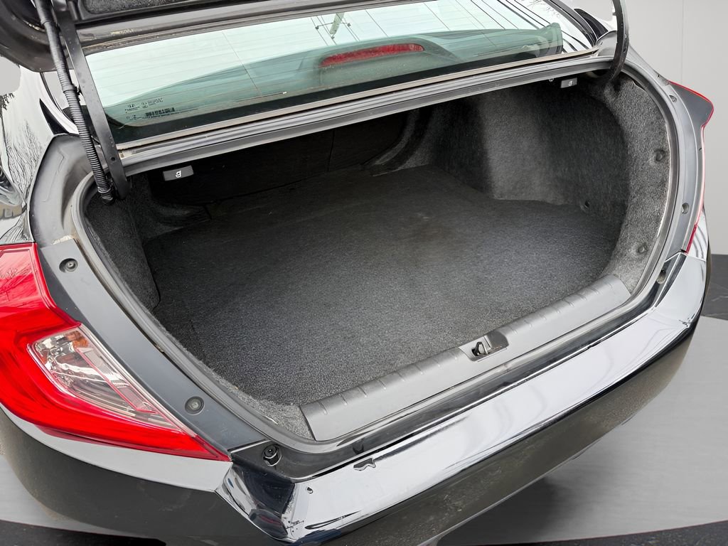 Used 2019 Honda Civic Sport image 26