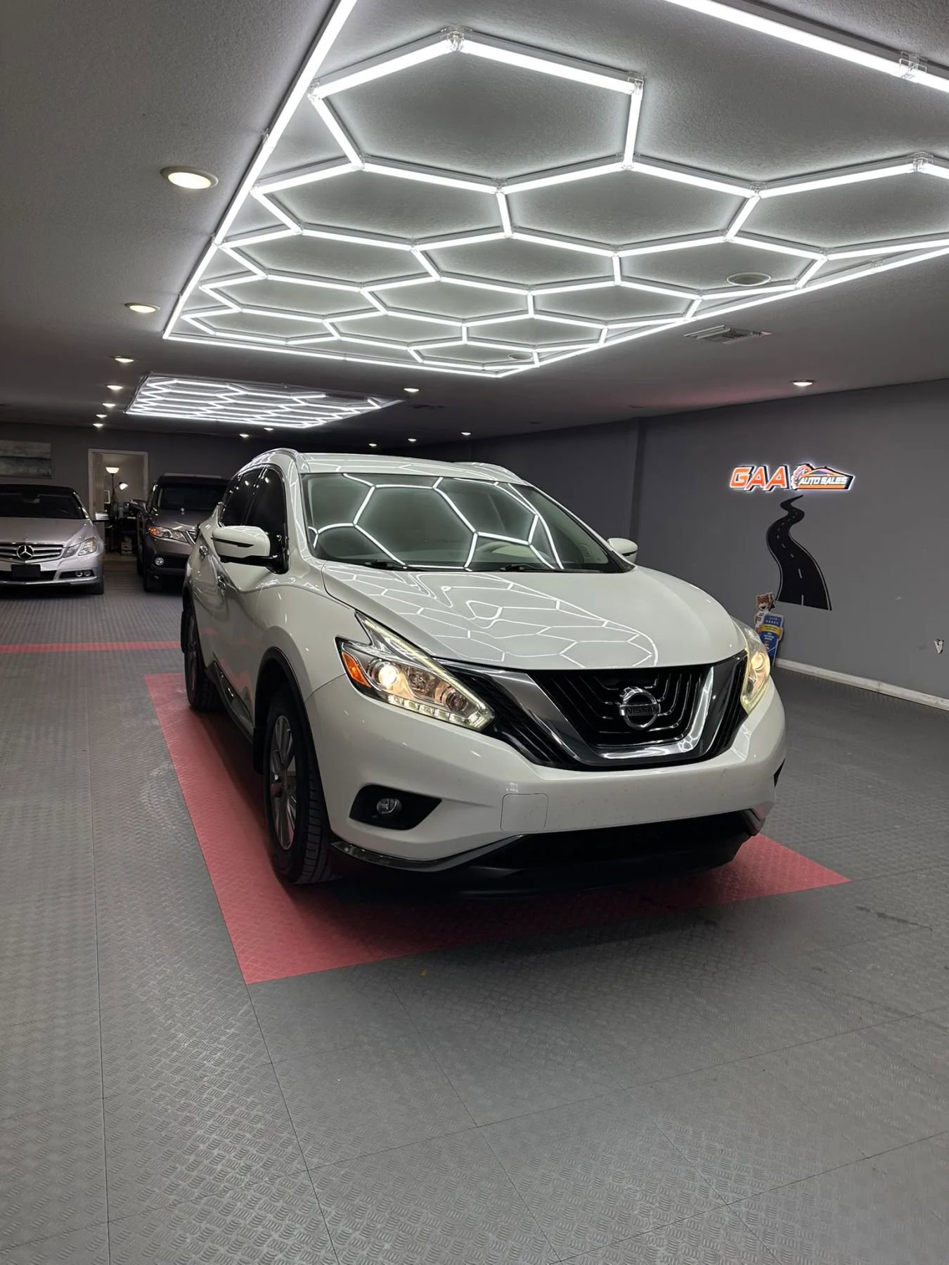 Used 2016 Nissan Murano SL FWD image 1