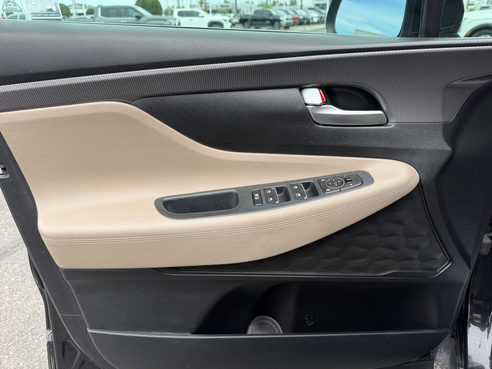 Used 2019 Hyundai Santa Fe SE FWD image 13