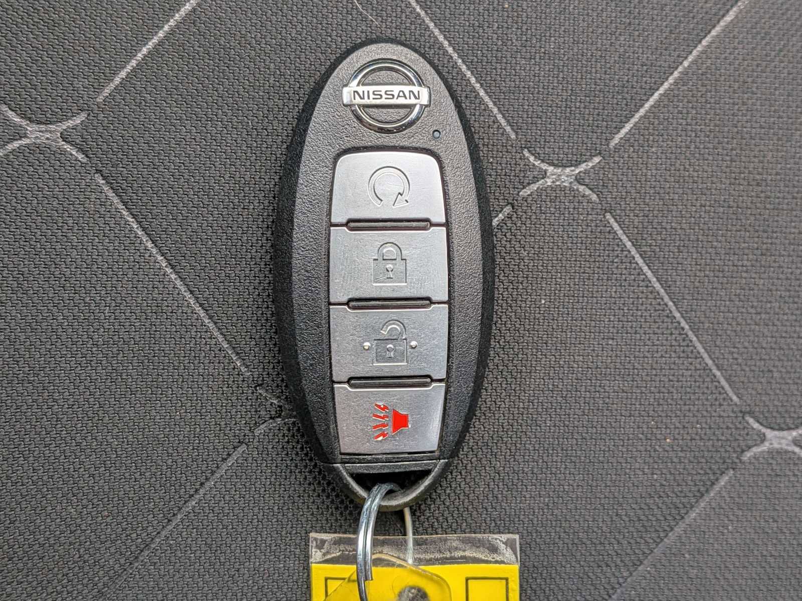 Used 2020 Nissan Kicks SV image 31