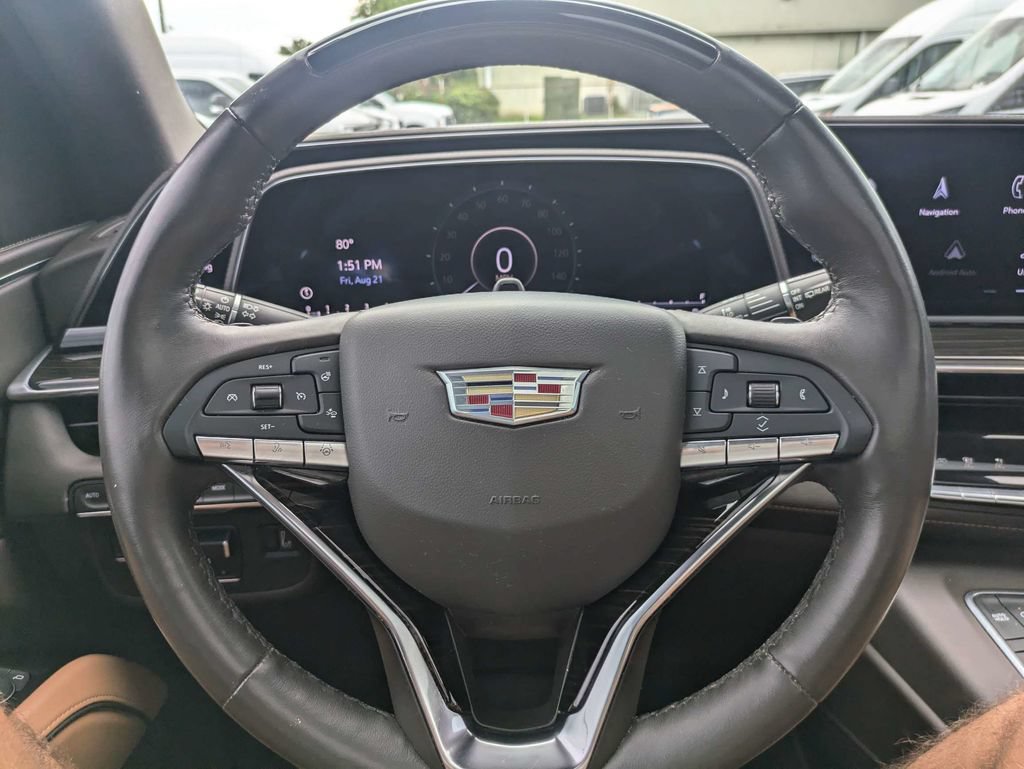 Used 2022 Cadillac Escalade Sport w/ Touring Package AWD/4WD image 27