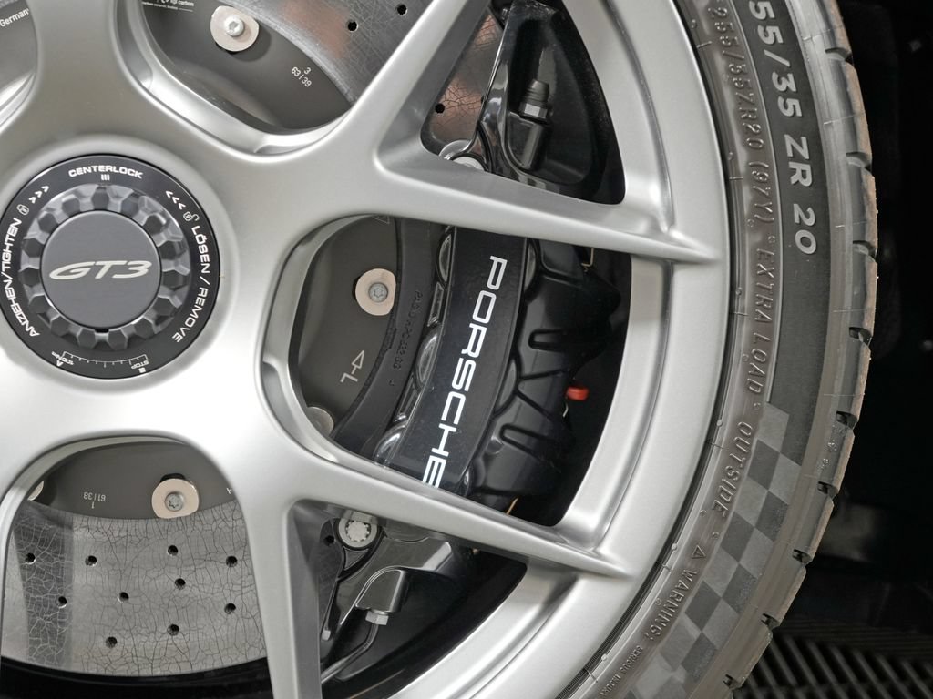 New 2026 Porsche 911 GT3 RWD image 20