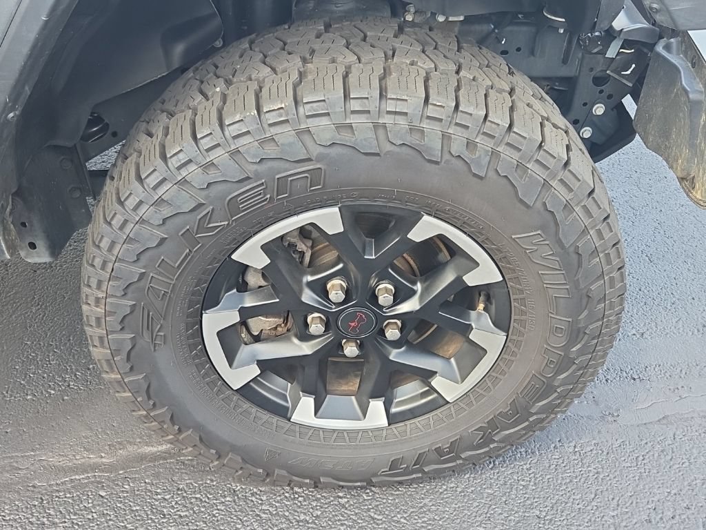 Used 2026 Jeep Gladiator Rubicon AWD/4WD image 13