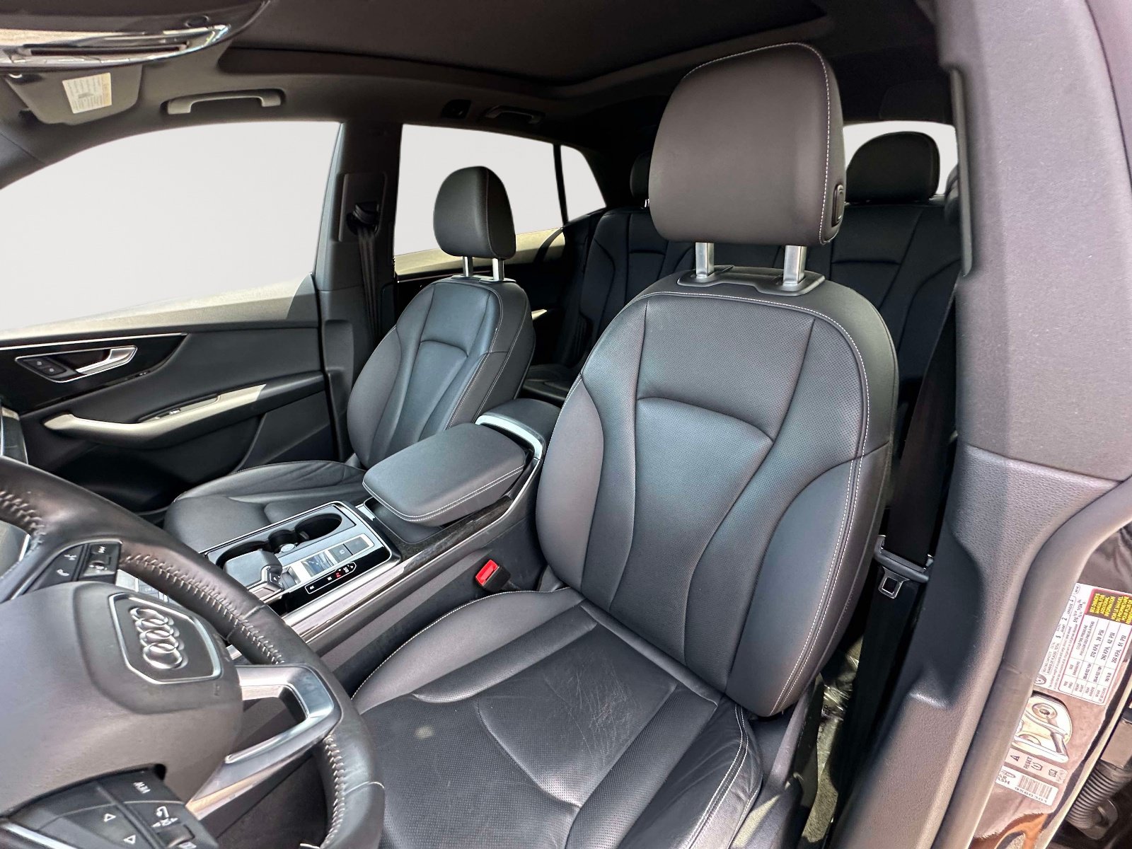Used 2020 Audi Q8 Premium Plus w/ Premium Plus Package AWD/4WD image 23