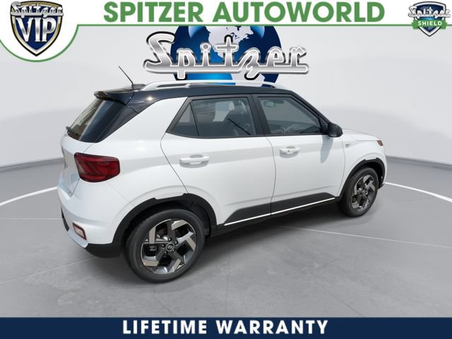 New 2026 Hyundai Venue SEL FWD image 9