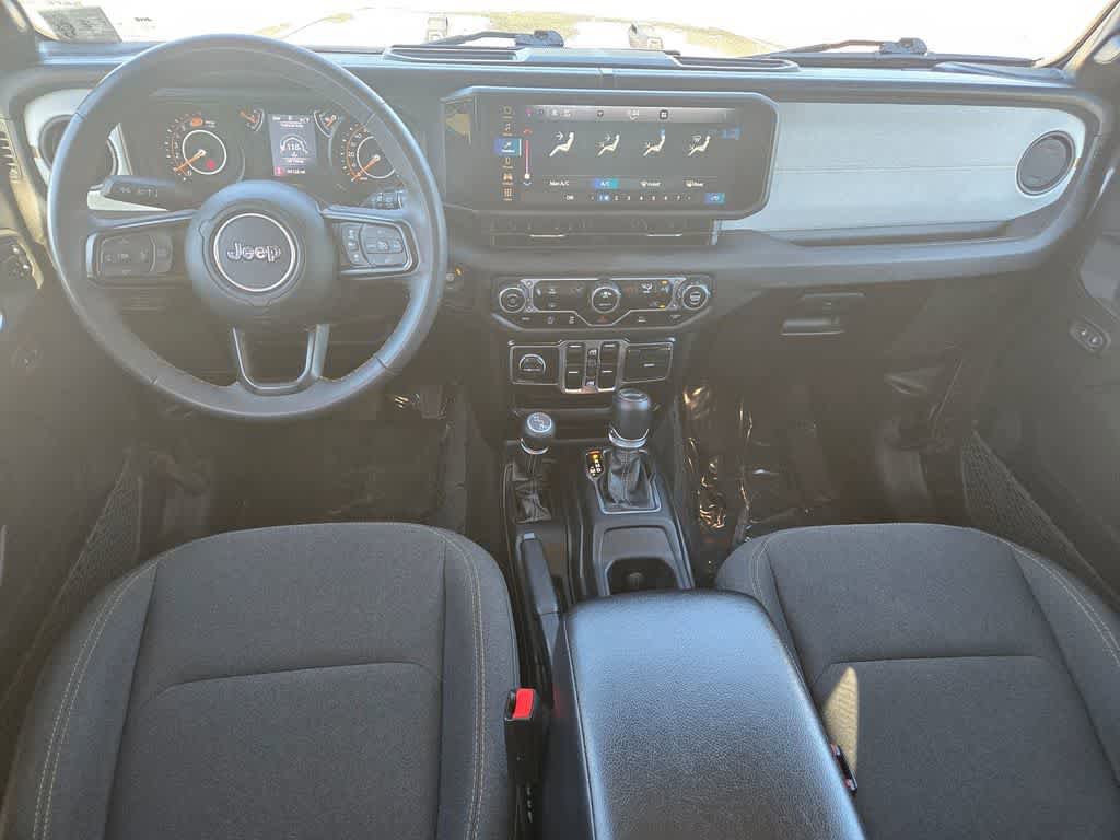 Used 2024 Jeep Wrangler Sport S image 9