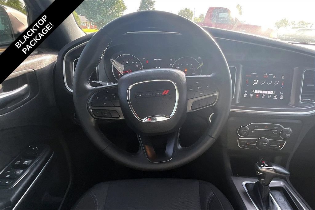 Used 2022 Dodge Charger SXT RWD image 5