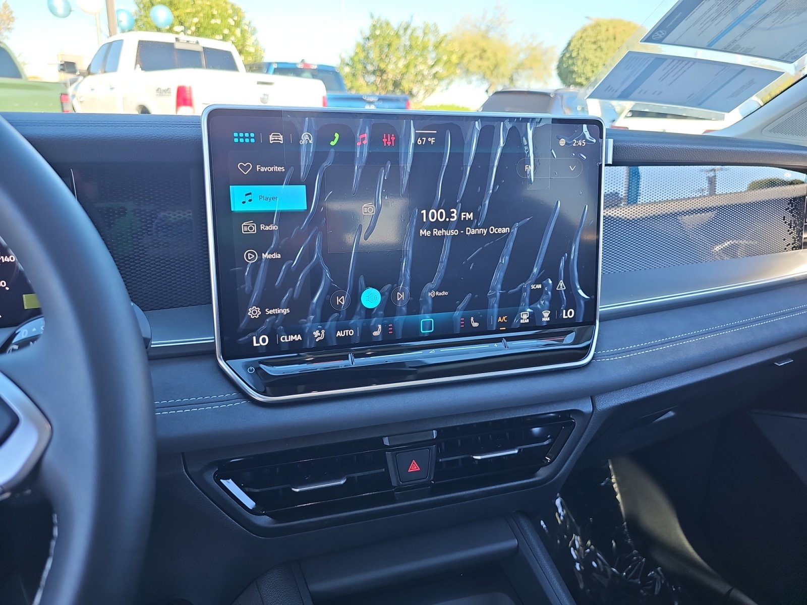 New 2026 Volkswagen Tiguan SE image 27