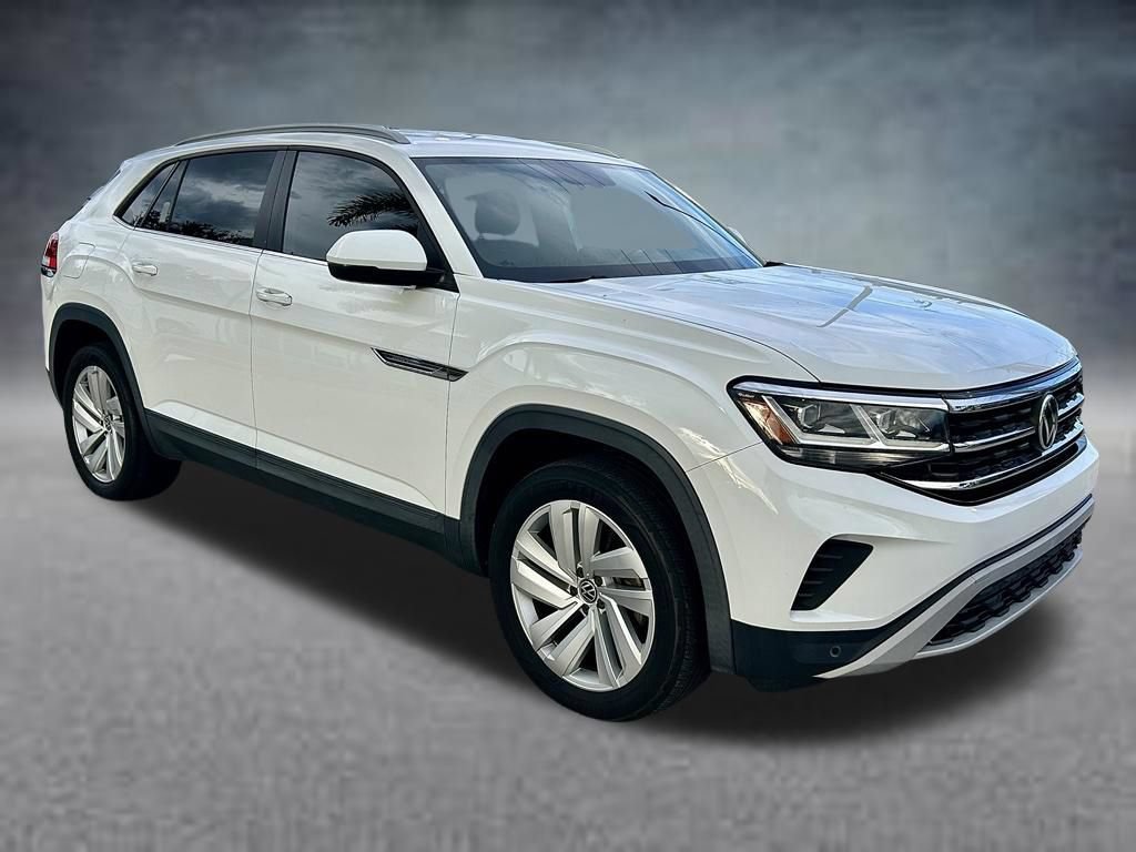 Used 2020 Volkswagen Atlas Cross Sport SE FWD image 3