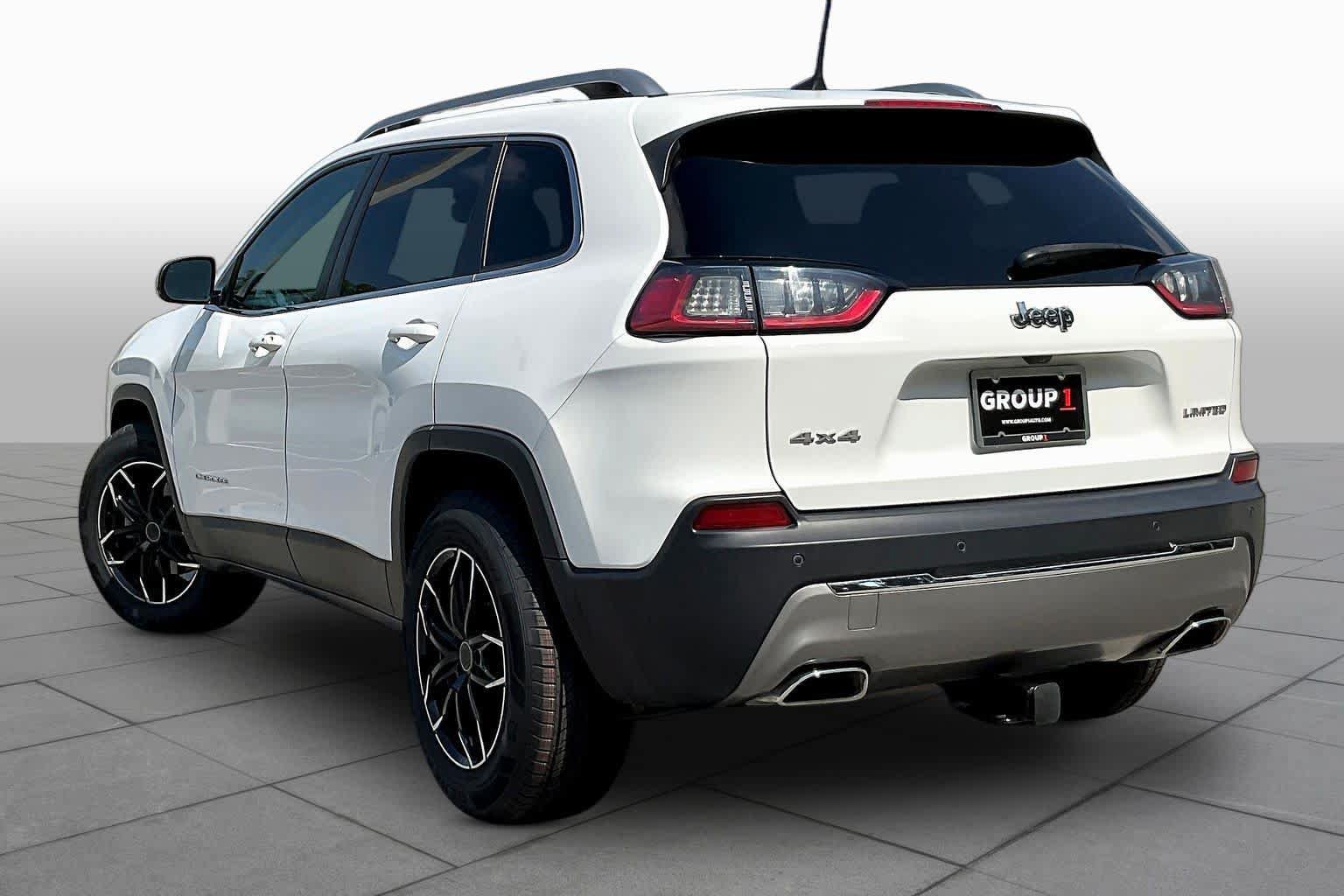 Used 2020 Jeep Cherokee Limited AWD/4WD image 11