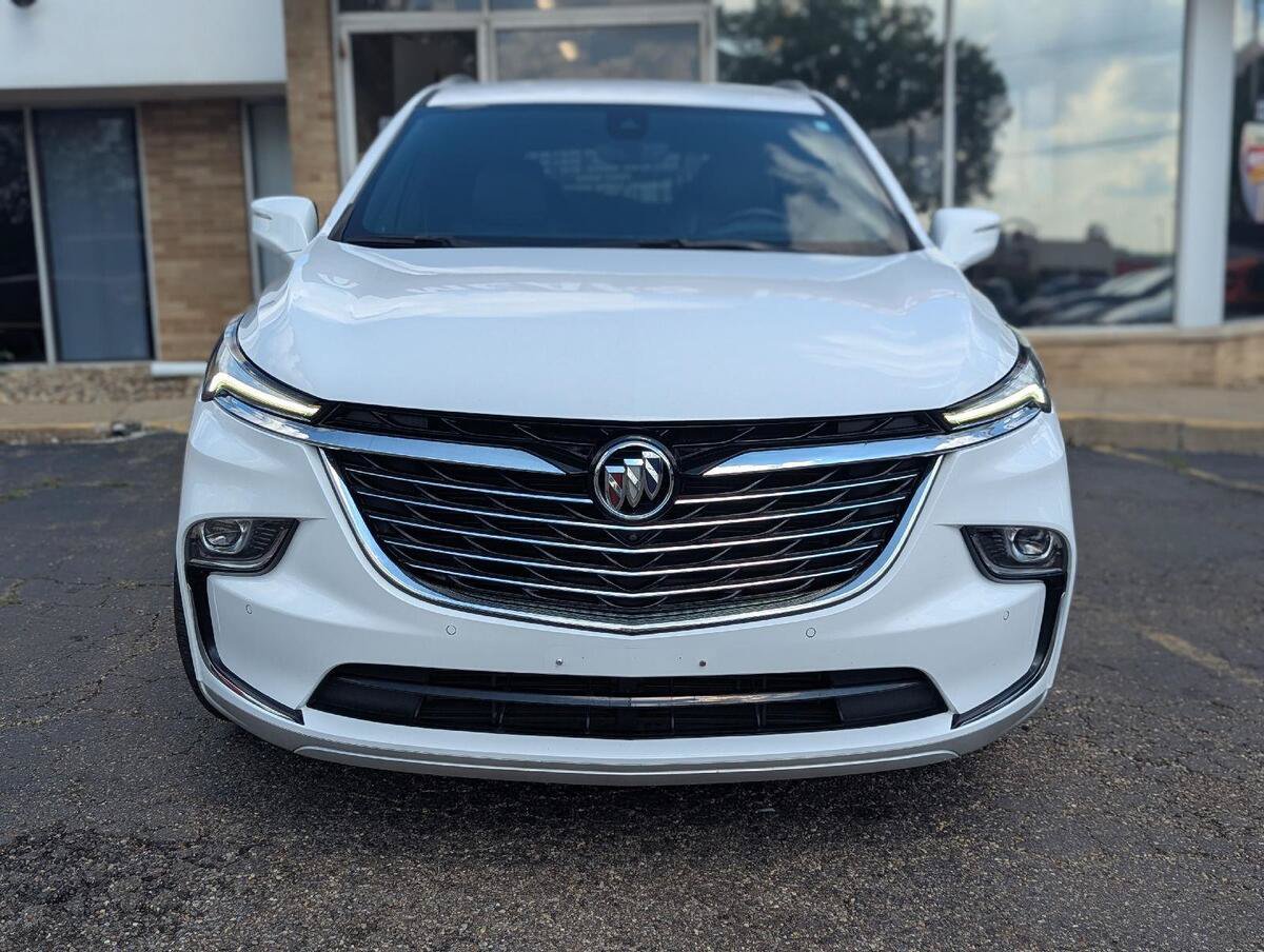 Used 2022 Buick Enclave Premium FWD image 2