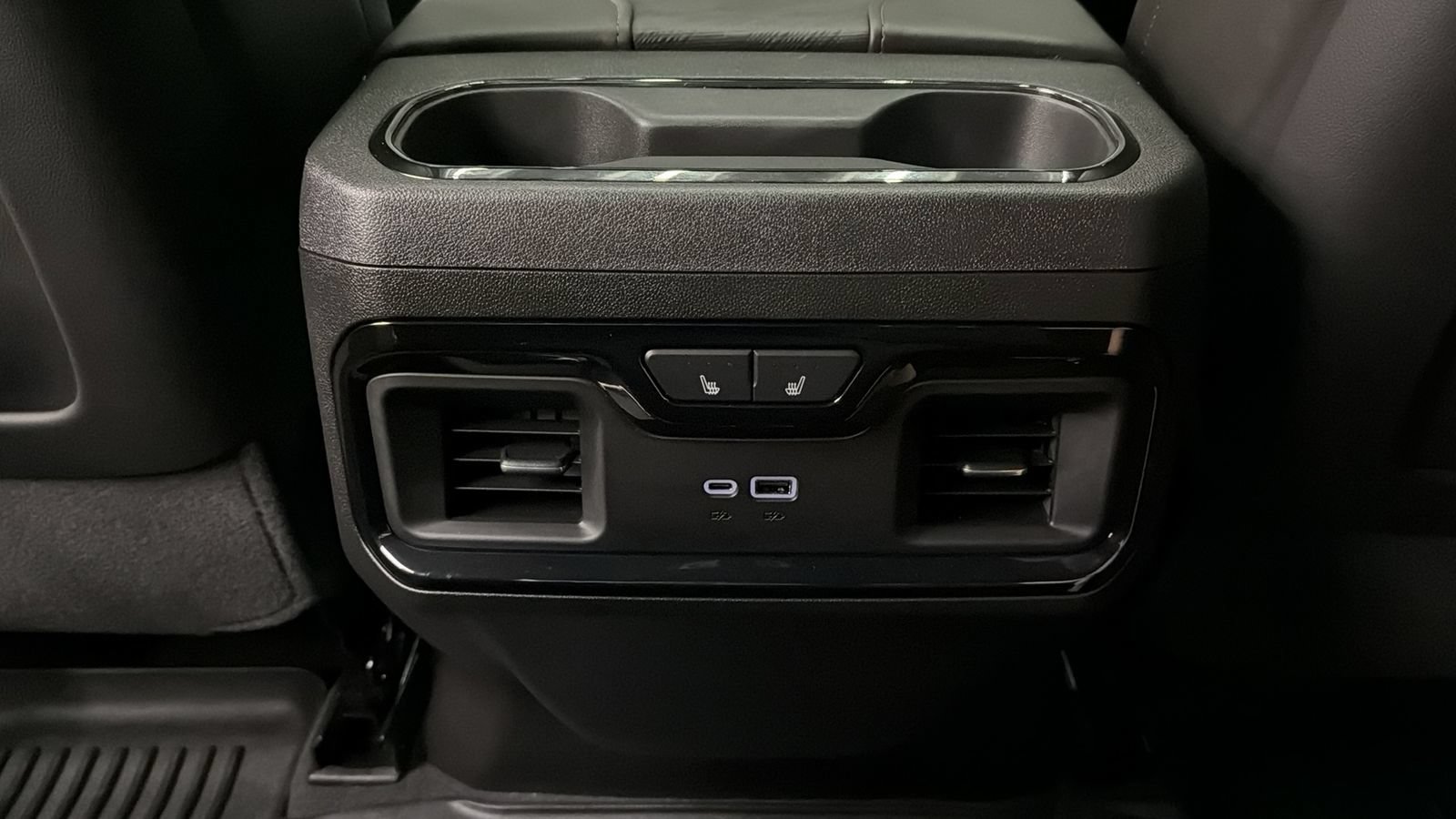 Used 2025 GMC Sierra 2500 AT4X AWD/4WD image 39