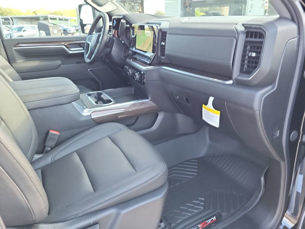 New 2026 Chevrolet Silverado 2500 LT w/ Texas Edition image 25