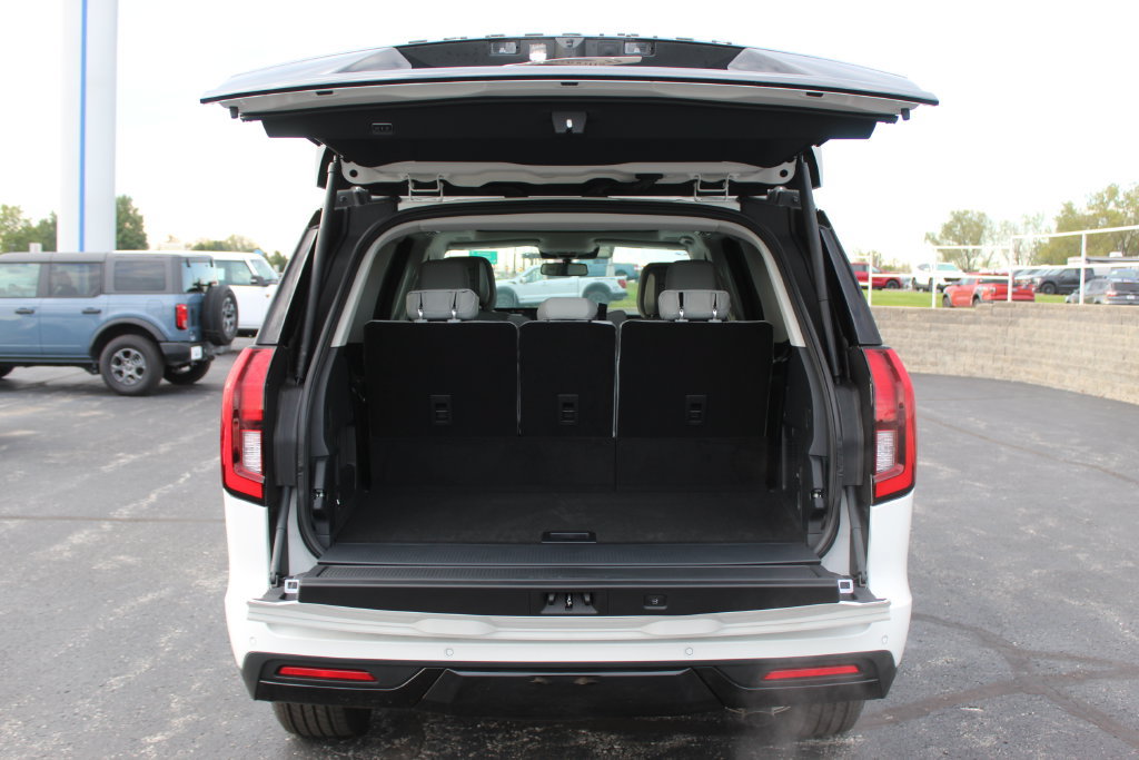 New 2027 Ford Expedition Platinum w/ Driver's Package AWD/4WD image 16