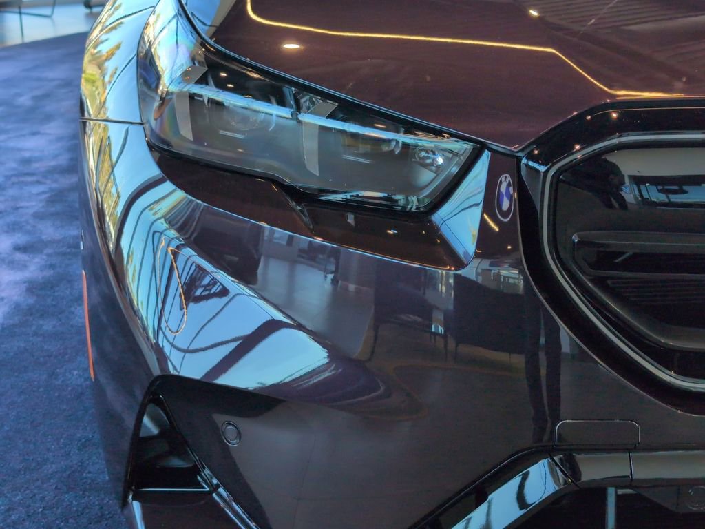 New 2026 BMW M5 w/ Carbon Package AWD/4WD image 14