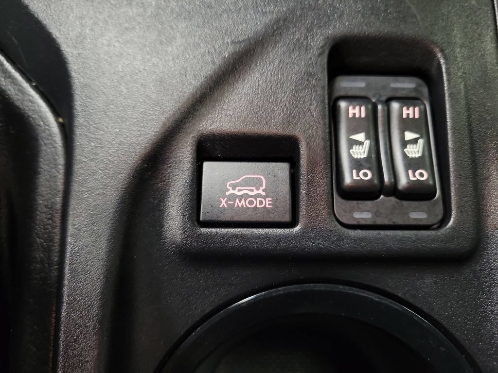 Used 2021 Subaru Crosstrek 2.0i Premium w/ Moonroof Package AWD/4WD image 18